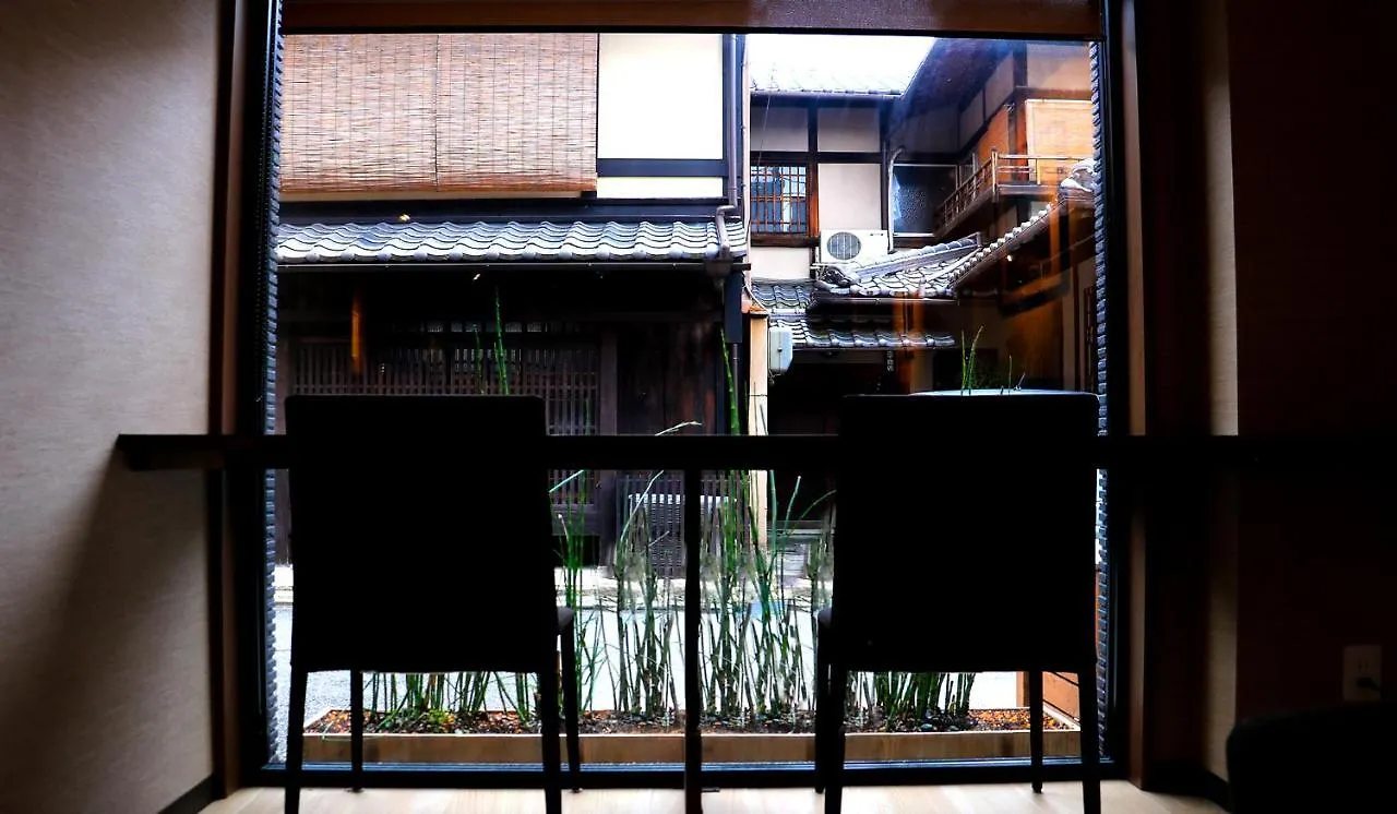 Hotel Traveling Bridge Nijojo 京都市 5*,  日本